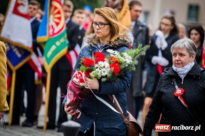 Zdjęcie w galerii na portalu naszraciborz.pl: Witaj maj, piękny maj, U Polaków błogi raj... wiadomości z regionu