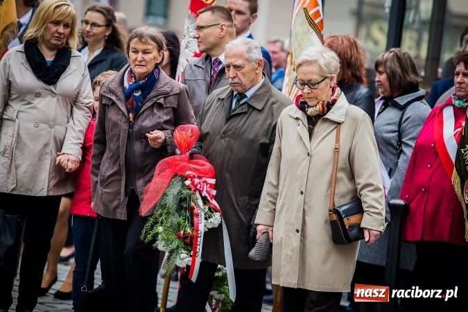 Zdjęcie w galerii na portalu naszraciborz.pl: Witaj maj, piękny maj, U Polaków błogi raj... wiadomości z regionu