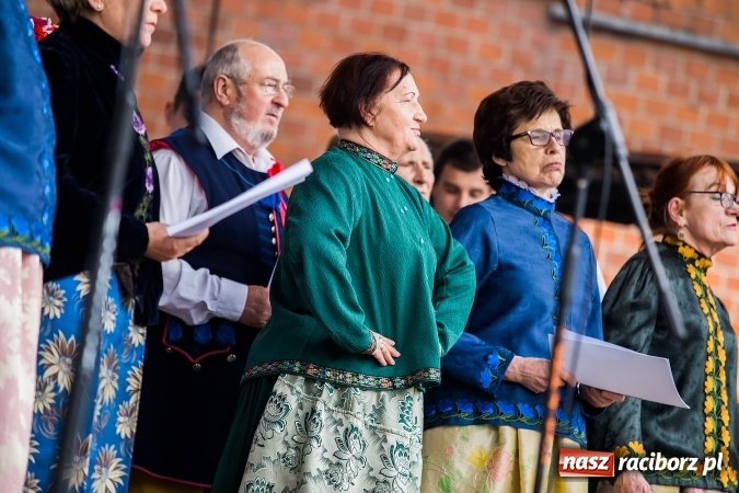 Zdjęcie w galerii na portalu naszraciborz.pl: Piknik z ułanami na zamkowym dziedzińcu  wiadomości z regionu