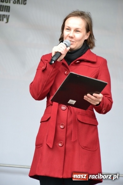 Zdjęcie w galerii na portalu naszraciborz.pl: Piknik z ułanami na zamkowym dziedzińcu  wiadomości z regionu