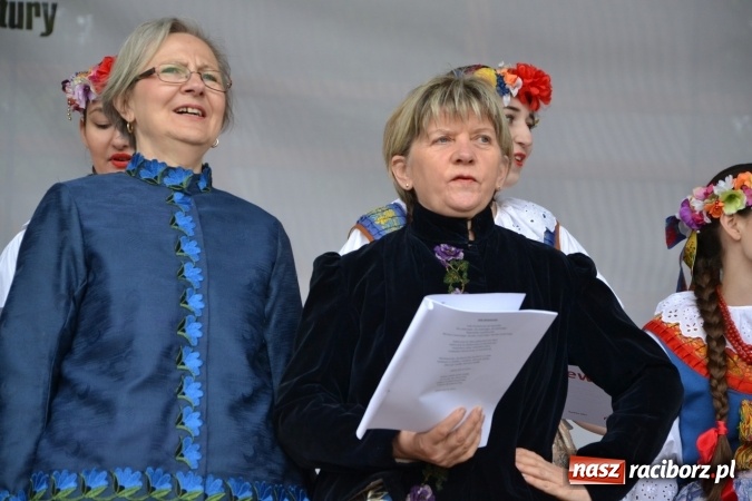 Zdjęcie w galerii na portalu naszraciborz.pl: Piknik z ułanami na zamkowym dziedzińcu  wiadomości z regionu