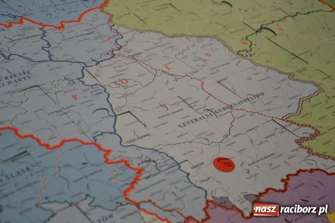 Zdjęcie w galerii na portalu naszraciborz.pl: Piknik z ułanami na zamkowym dziedzińcu  wiadomości z regionu