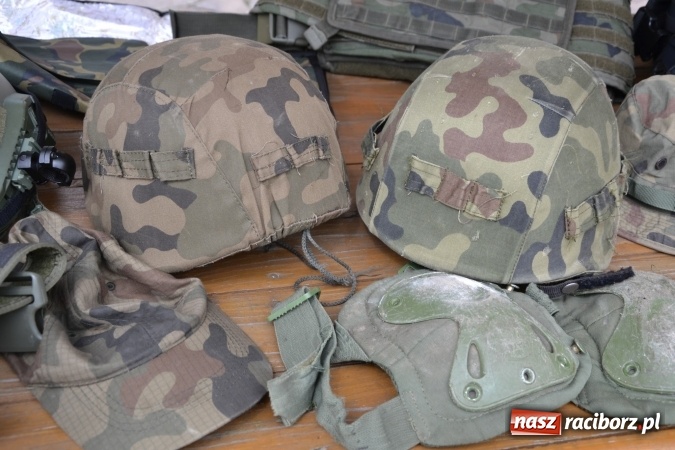 Zdjęcie w galerii na portalu naszraciborz.pl: Piknik z ułanami na zamkowym dziedzińcu  wiadomości z regionu