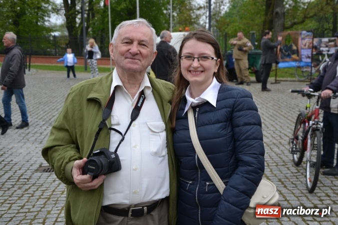 Zdjęcie w galerii na portalu naszraciborz.pl: Piknik z ułanami na zamkowym dziedzińcu  wiadomości z regionu