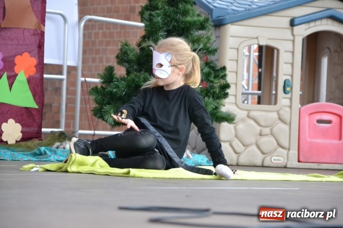 Zdjęcie w galerii na portalu naszraciborz.pl: Piknik z ułanami na zamkowym dziedzińcu  wiadomości z regionu