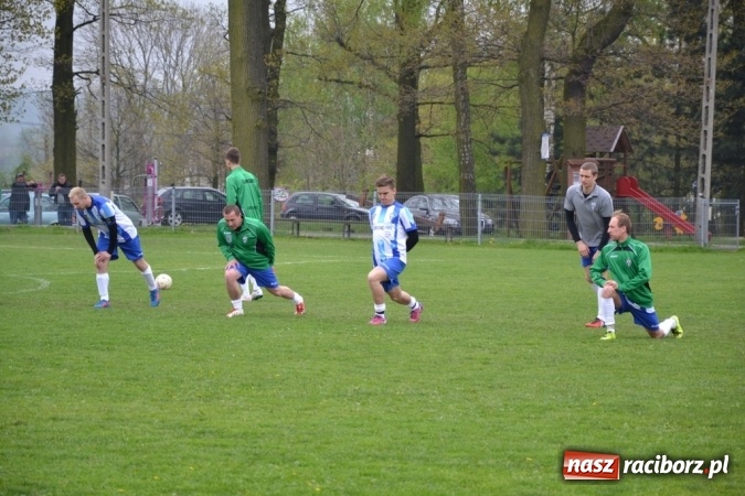 Zdjęcie w galerii na portalu naszraciborz.pl: Lider z Gaszowic nie sprostał gościom z Jankowic  wiadomości z regionu