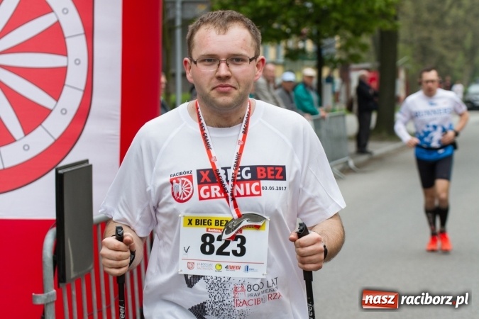 Zdjęcie w galerii na portalu naszraciborz.pl: Z kijkami przez siedem kilometrów po Raciborzu  wiadomości z regionu