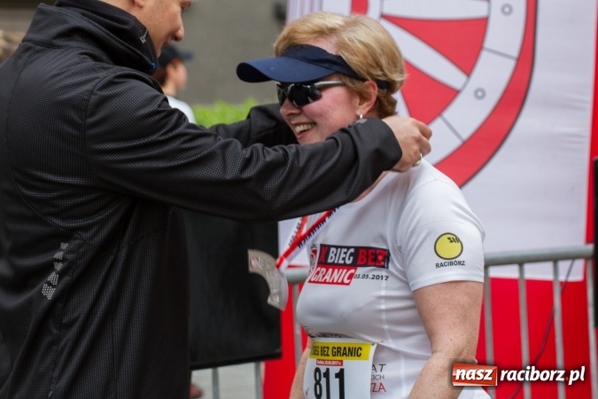 Zdjęcie w galerii na portalu naszraciborz.pl: Z kijkami przez siedem kilometrów po Raciborzu  wiadomości z regionu