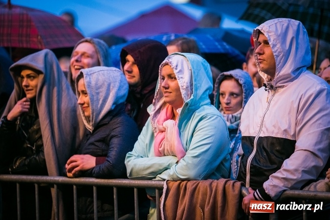Zdjęcie w galerii na portalu naszraciborz.pl: Królowa Doda na finał majówki w Nędzy FOTO I WIDEO wiadomości z regionu