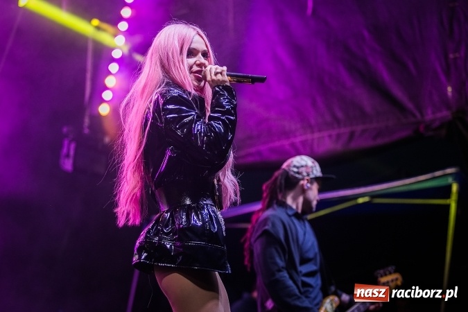 Zdjęcie w galerii na portalu naszraciborz.pl: Królowa Doda na finał majówki w Nędzy FOTO I WIDEO wiadomości z regionu