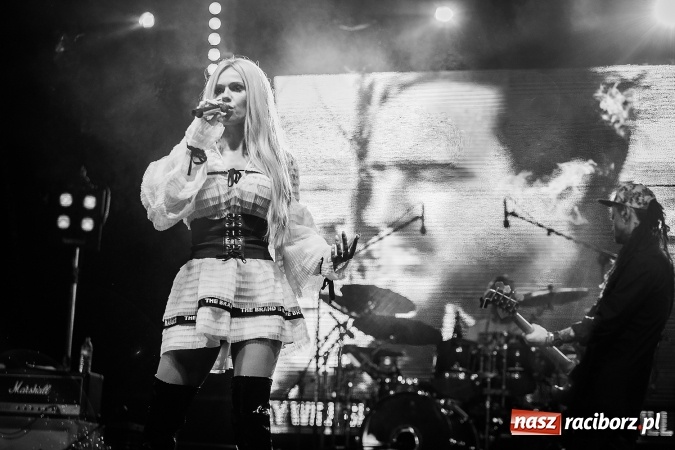 Zdjęcie w galerii na portalu naszraciborz.pl: Królowa Doda na finał majówki w Nędzy FOTO I WIDEO wiadomości z regionu