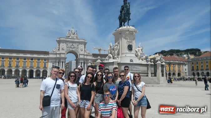 Zdjęcie w galerii na portalu naszraciborz.pl: Uczniowie CKZiU nr 1 na praktykach w Portugalii  wiadomości z regionu