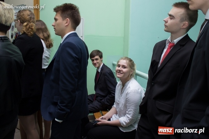 Zdjęcie w galerii na portalu naszraciborz.pl: W raciborskim Ekonomiku pełna koncentracja  wiadomości z regionu