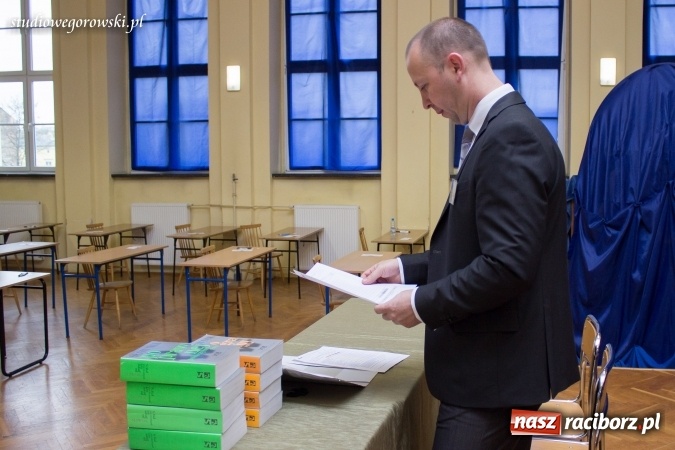 Zdjęcie w galerii na portalu naszraciborz.pl: W raciborskim Ekonomiku pełna koncentracja  wiadomości z regionu