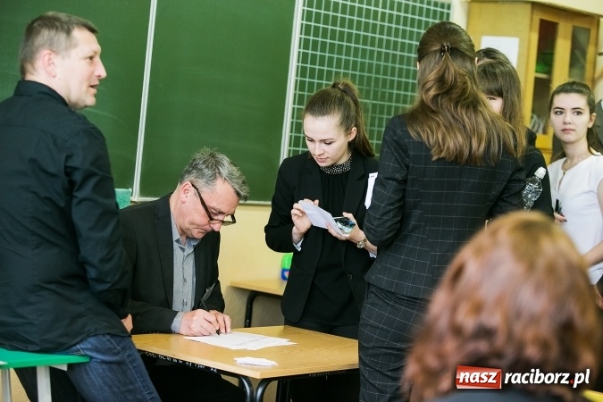 Zdjęcie w galerii na portalu naszraciborz.pl: Tuż przed maturą z matematyki w CKZiU nr 1 wiadomości z regionu