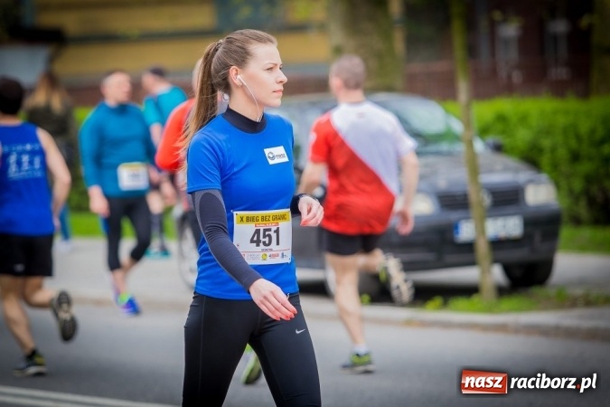 Zdjęcie w galerii na portalu naszraciborz.pl: Studenci i wykładowcy PWSZ w Raciborzu uczestnikami X Biegu bez Granic wiadomości z regionu
