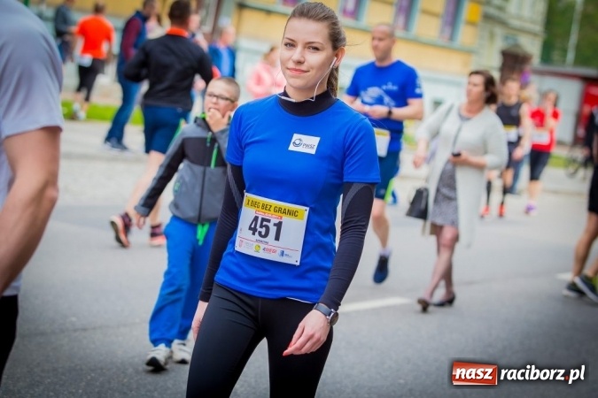 Zdjęcie w galerii na portalu naszraciborz.pl: Studenci i wykładowcy PWSZ w Raciborzu uczestnikami X Biegu bez Granic wiadomości z regionu