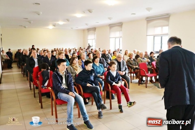 Zdjęcie w galerii na portalu naszraciborz.pl: W Starym Opactwie w Rudach można już oglądać obszerną kolekcję filiżanek Andrzeja Oleńskiego wiadomości z regionu