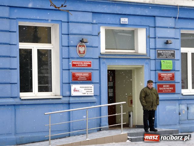 Zdjęcie w galerii na portalu naszraciborz.pl: ALARM w sądzie i prokuraturze wiadomości z regionu