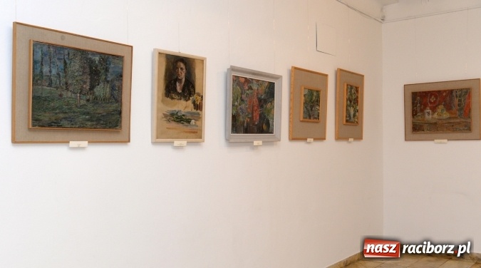 Zdjęcie w galerii na portalu naszraciborz.pl: WEHIKUŁ DLA WYOBRAŹNI - malarstwo Jana Cybisa w raciborskim Muzeum  wiadomości z regionu