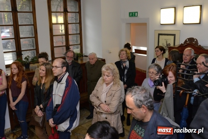 Zdjęcie w galerii na portalu naszraciborz.pl: WEHIKUŁ DLA WYOBRAŹNI - malarstwo Jana Cybisa w raciborskim Muzeum  wiadomości z regionu