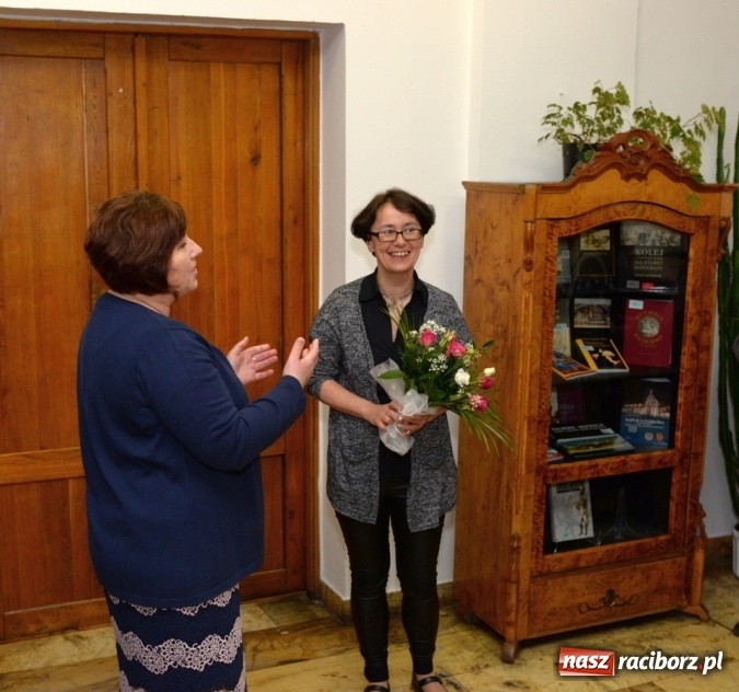 Zdjęcie w galerii na portalu naszraciborz.pl: WEHIKUŁ DLA WYOBRAŹNI - malarstwo Jana Cybisa w raciborskim Muzeum  wiadomości z regionu