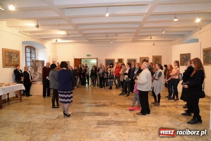 Zdjęcie w galerii na portalu naszraciborz.pl: WEHIKUŁ DLA WYOBRAŹNI - malarstwo Jana Cybisa w raciborskim Muzeum  wiadomości z regionu