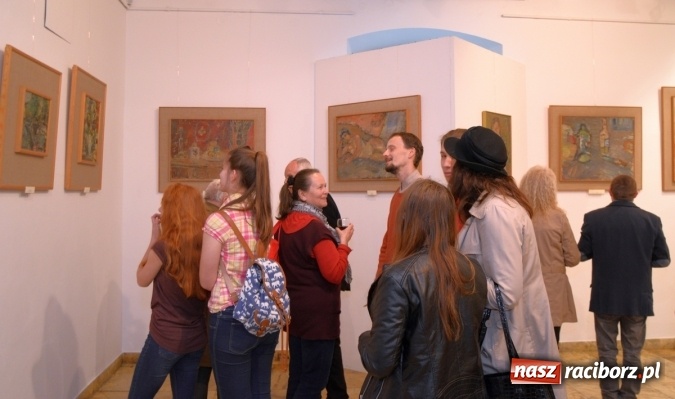 Zdjęcie w galerii na portalu naszraciborz.pl: WEHIKUŁ DLA WYOBRAŹNI - malarstwo Jana Cybisa w raciborskim Muzeum  wiadomości z regionu