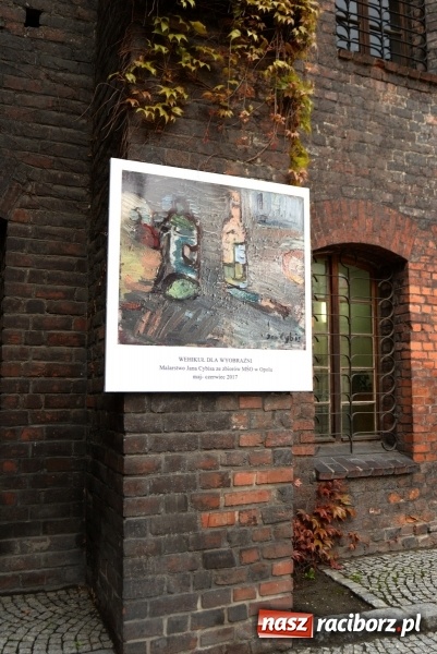 Zdjęcie w galerii na portalu naszraciborz.pl: WEHIKUŁ DLA WYOBRAŹNI - malarstwo Jana Cybisa w raciborskim Muzeum  wiadomości z regionu