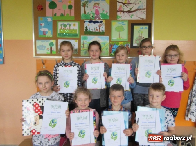 Zdjęcie w galerii na portalu naszraciborz.pl: W Kuźni Raciborskiej podsumowano obchody Dnia Ziemi  wiadomości z regionu