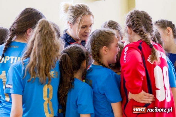 Zdjęcie w galerii na portalu naszraciborz.pl: V Turniej Piłki Ręcznej Dziewcząt Młodszych w Pietrowicach Wielkich  wiadomości z regionu