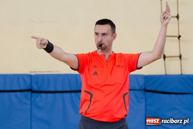 Zdjęcie w galerii na portalu naszraciborz.pl: V Turniej Piłki Ręcznej Dziewcząt Młodszych w Pietrowicach Wielkich  wiadomości z regionu