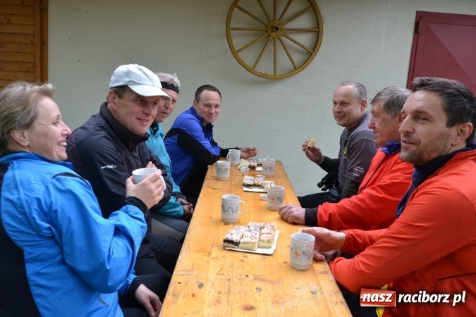 Zdjęcie w galerii na portalu naszraciborz.pl: Rajd Rowerowy Partnerskich Gmin połączony z otwarciem sezonu rowerowego gminy Krzyżanowice wiadomości z regionu