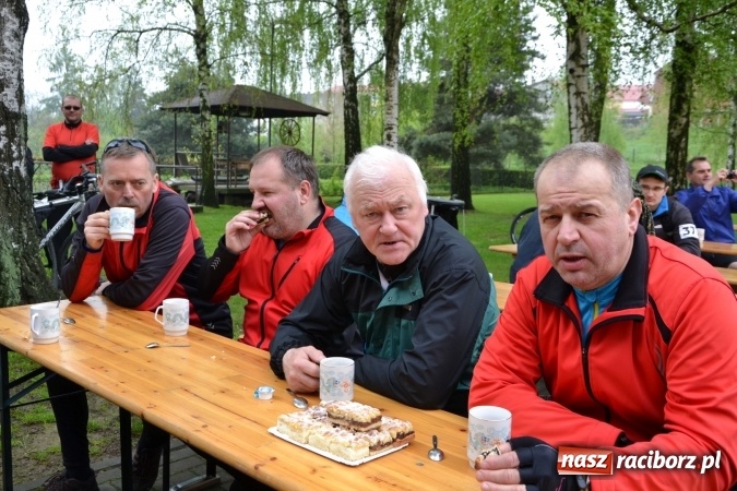 Zdjęcie w galerii na portalu naszraciborz.pl: Rajd Rowerowy Partnerskich Gmin połączony z otwarciem sezonu rowerowego gminy Krzyżanowice wiadomości z regionu