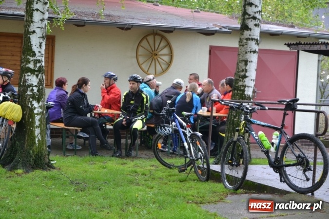 Zdjęcie w galerii na portalu naszraciborz.pl: Rajd Rowerowy Partnerskich Gmin połączony z otwarciem sezonu rowerowego gminy Krzyżanowice wiadomości z regionu
