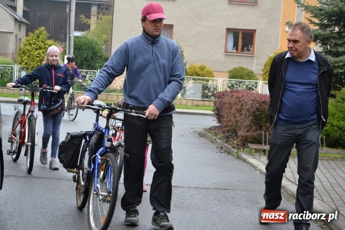 Zdjęcie w galerii na portalu naszraciborz.pl: Rajd Rowerowy Partnerskich Gmin połączony z otwarciem sezonu rowerowego gminy Krzyżanowice wiadomości z regionu
