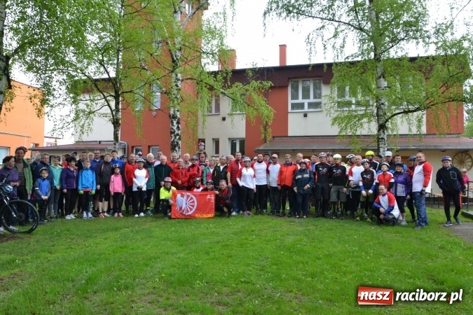 Zdjęcie w galerii na portalu naszraciborz.pl: Rajd Rowerowy Partnerskich Gmin połączony z otwarciem sezonu rowerowego gminy Krzyżanowice wiadomości z regionu