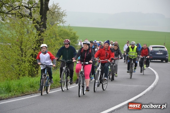 Zdjęcie w galerii na portalu naszraciborz.pl: Rajd Rowerowy Partnerskich Gmin połączony z otwarciem sezonu rowerowego gminy Krzyżanowice wiadomości z regionu