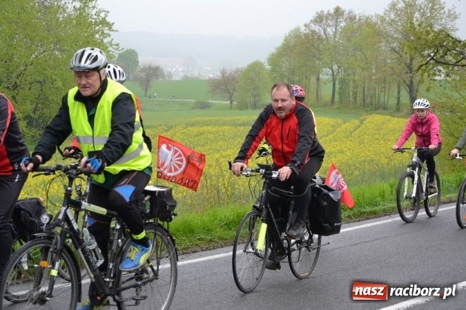 Zdjęcie w galerii na portalu naszraciborz.pl: Rajd Rowerowy Partnerskich Gmin połączony z otwarciem sezonu rowerowego gminy Krzyżanowice wiadomości z regionu