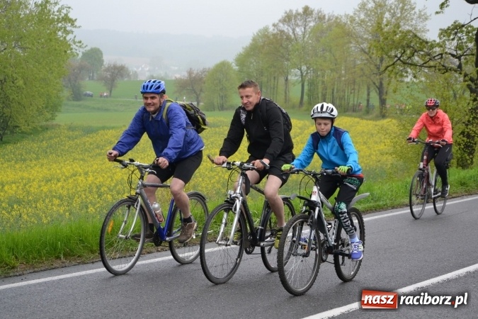 Zdjęcie w galerii na portalu naszraciborz.pl: Rajd Rowerowy Partnerskich Gmin połączony z otwarciem sezonu rowerowego gminy Krzyżanowice wiadomości z regionu