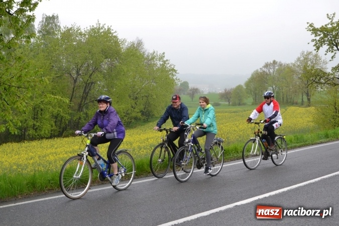 Zdjęcie w galerii na portalu naszraciborz.pl: Rajd Rowerowy Partnerskich Gmin połączony z otwarciem sezonu rowerowego gminy Krzyżanowice wiadomości z regionu