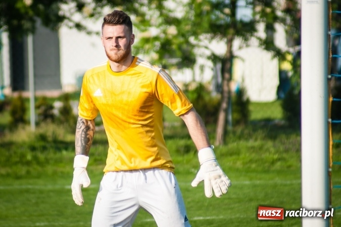 Zdjęcie w galerii na portalu naszraciborz.pl: Nieudane dośrodkowanie zmieniło się w gola. Przyszłość lepsza od Krzyżanowic wiadomości z regionu