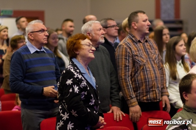 Zdjęcie w galerii na portalu naszraciborz.pl: Polsko-rosyjski koncert uwielbienia w Kościele Zielonoświątkowym w Raciborzu  wiadomości z regionu