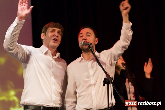 Zdjęcie w galerii na portalu naszraciborz.pl: Polsko-rosyjski koncert uwielbienia w Kościele Zielonoświątkowym w Raciborzu  wiadomości z regionu