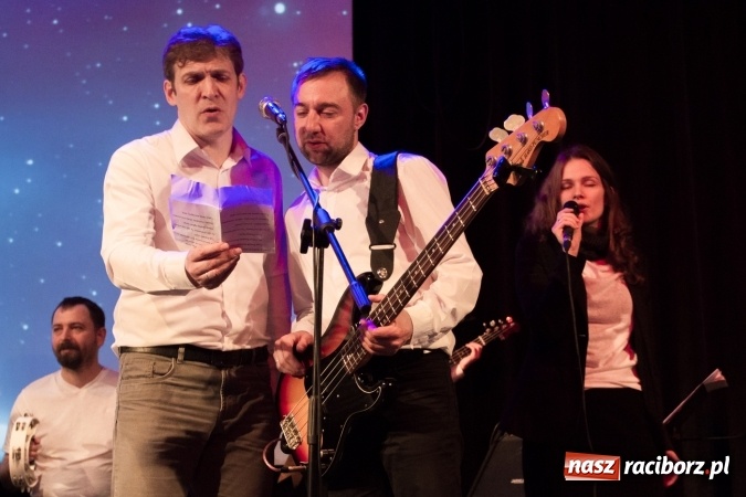 Zdjęcie w galerii na portalu naszraciborz.pl: Polsko-rosyjski koncert uwielbienia w Kościele Zielonoświątkowym w Raciborzu  wiadomości z regionu