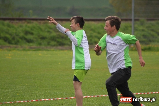 Zdjęcie w galerii na portalu naszraciborz.pl: Schlagballiści z Cyprzanowa i Wojnowic szlifują formę na Międzynarodowy Turniej Schlagballa wiadomości z regionu