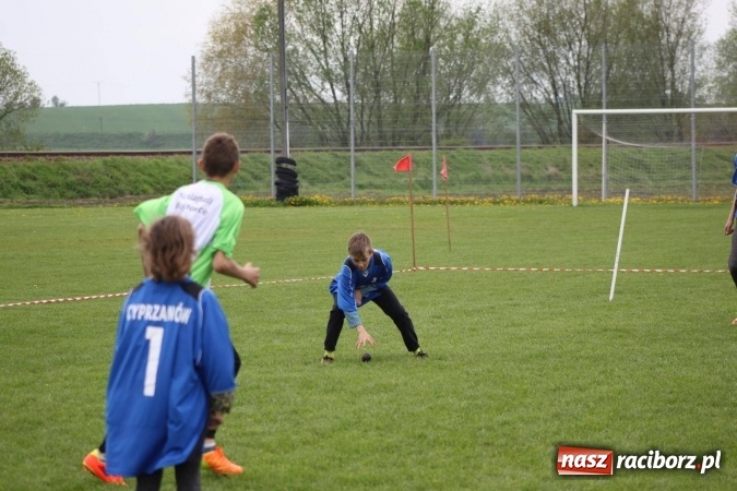 Zdjęcie w galerii na portalu naszraciborz.pl: Schlagballiści z Cyprzanowa i Wojnowic szlifują formę na Międzynarodowy Turniej Schlagballa wiadomości z regionu