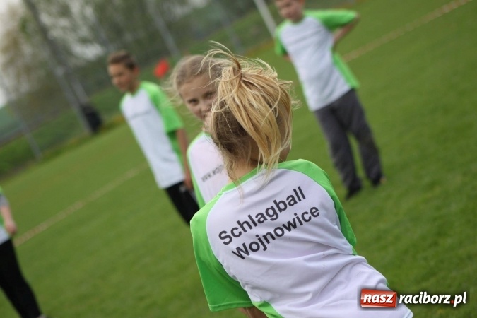 Zdjęcie w galerii na portalu naszraciborz.pl: Schlagballiści z Cyprzanowa i Wojnowic szlifują formę na Międzynarodowy Turniej Schlagballa wiadomości z regionu
