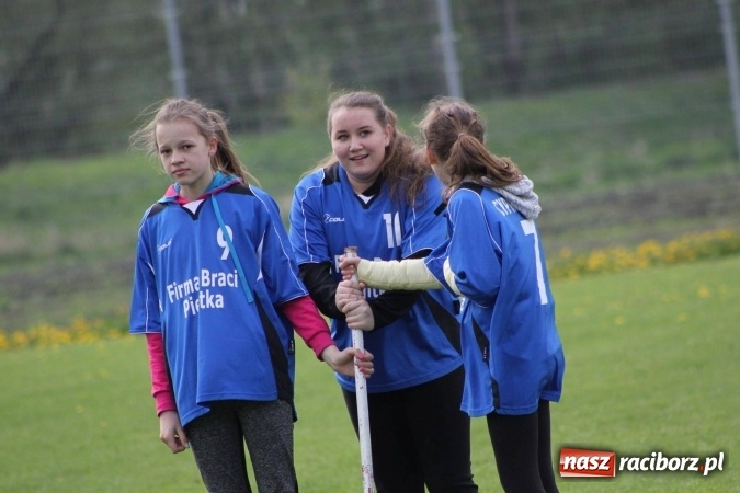 Zdjęcie w galerii na portalu naszraciborz.pl: Schlagballiści z Cyprzanowa i Wojnowic szlifują formę na Międzynarodowy Turniej Schlagballa wiadomości z regionu