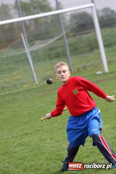 Zdjęcie w galerii na portalu naszraciborz.pl: Schlagballiści z Cyprzanowa i Wojnowic szlifują formę na Międzynarodowy Turniej Schlagballa wiadomości z regionu